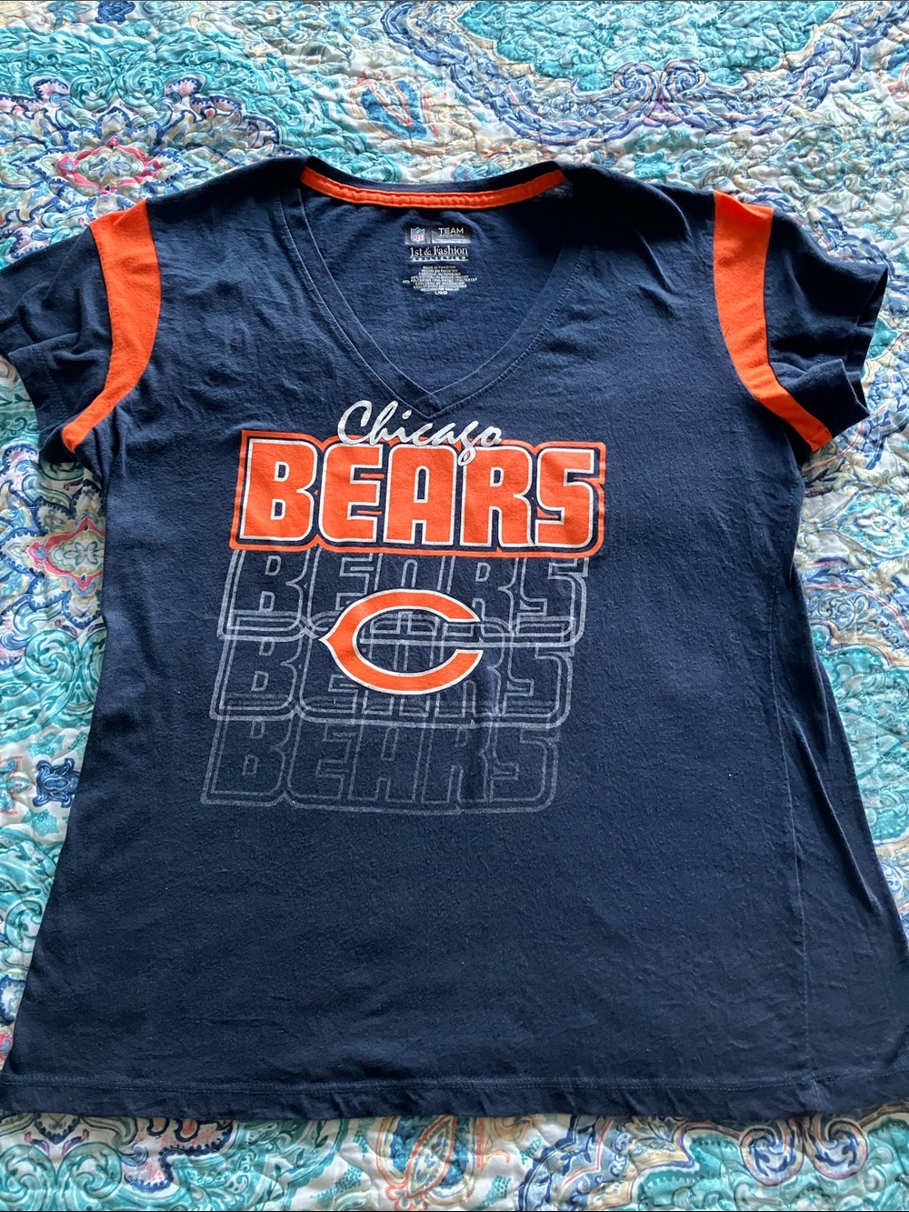 NFL Chicago Bears Navy and Orange V-Neck Tee
